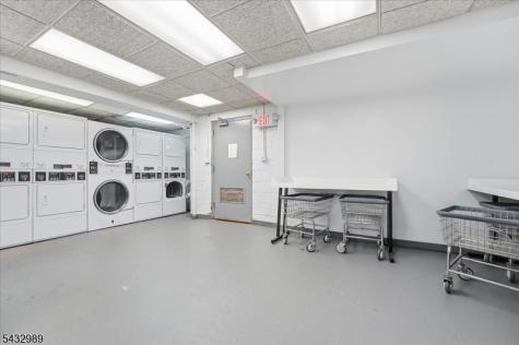 456 River Road Nutley NJ 07110