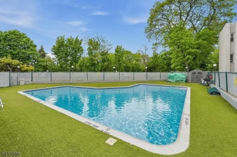 456 River Road Nutley NJ 07110