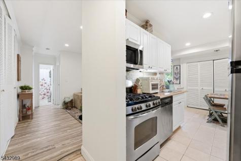 456 River Road Nutley NJ 07110
