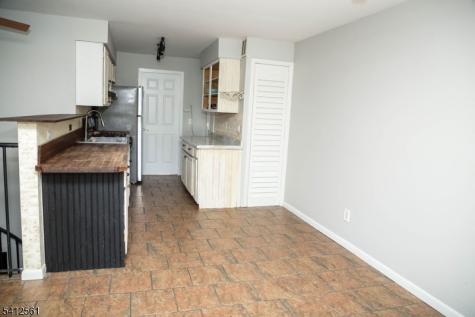 6 Baily Bunion Court Vernon NJ 07462