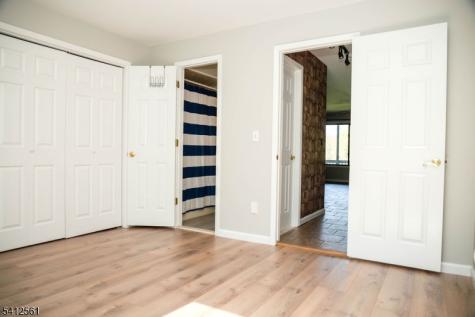 6 Baily Bunion Court Vernon NJ 07462