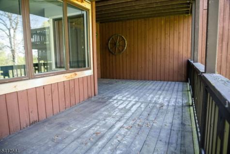 6 Baily Bunion Court Vernon NJ 07462