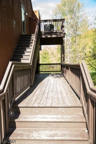 6 Baily Bunion Court Vernon NJ 07462