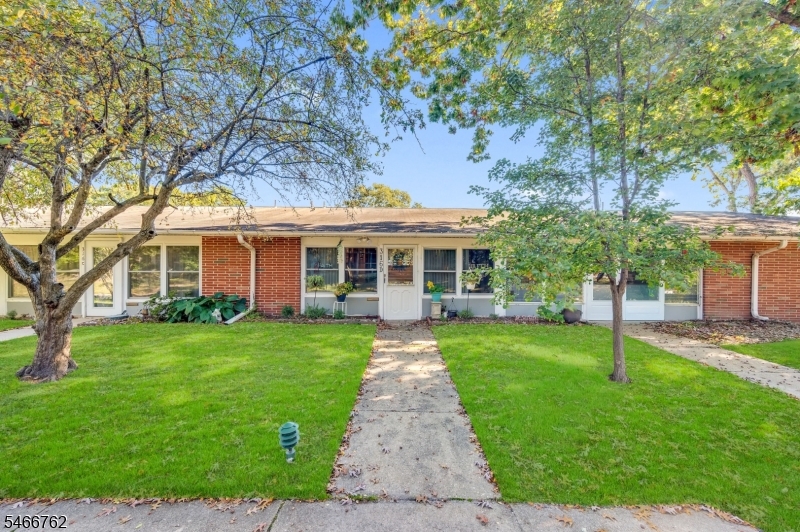 316 Coventry Court Lakewood NJ 08701
