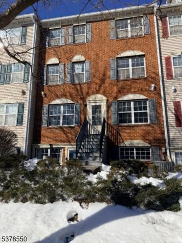 49 Wickliffe Street Newark NJ 07103