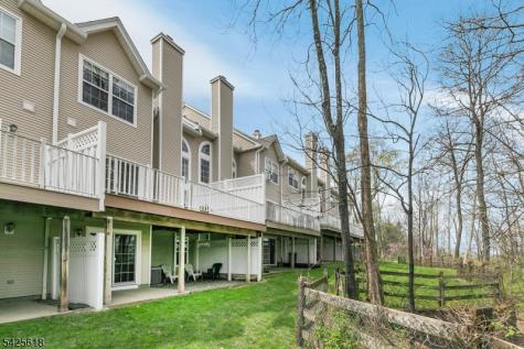 20 Hopkinson Court Bernards NJ 07920