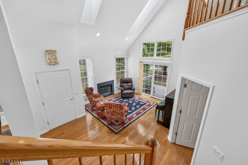 27 La Costa Drive Clinton NJ 08801