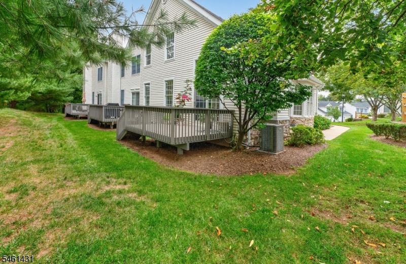 27 La Costa Drive Clinton NJ 08801