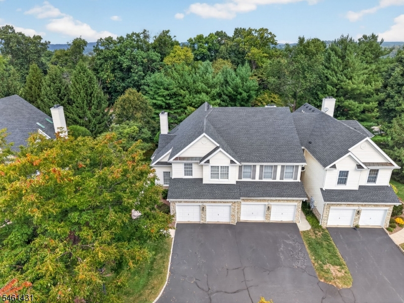 27 La Costa Drive Clinton NJ 08801