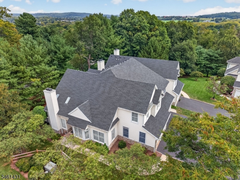 27 La Costa Drive Clinton NJ 08801