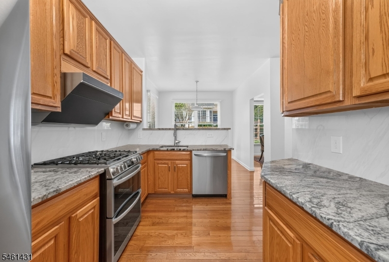 27 La Costa Drive Clinton NJ 08801