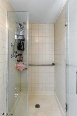 2 Crystal Lane Paterson NJ 07501