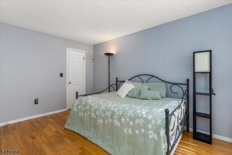 2 Crystal Lane Paterson NJ 07501
