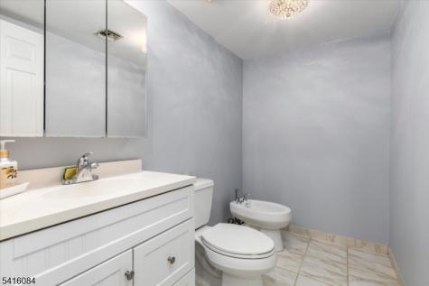 2 Crystal Lane Paterson NJ 07501