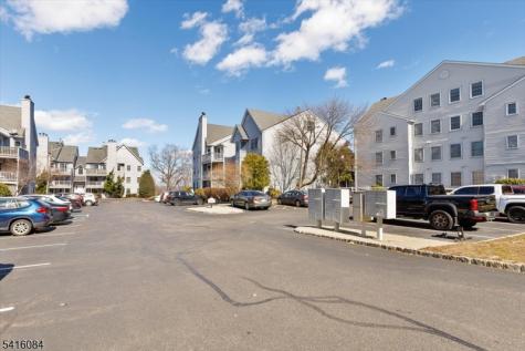 2 Crystal Lane Paterson NJ 07501