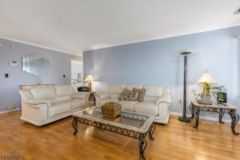 2 Crystal Lane Paterson NJ 07501