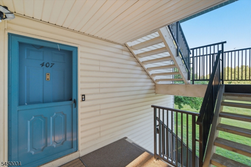 407 Lancaster Court Piscataway NJ 08854