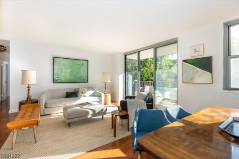 530 Valley Road Montclair NJ 07043