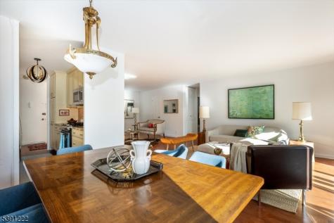 530 Valley Road Montclair NJ 07043