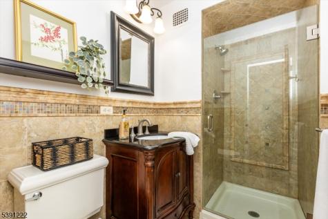 530 Valley Road Montclair NJ 07043