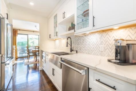 5 Tulip Lane Harding NJ 07960