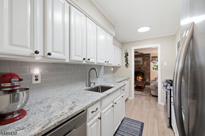 30 Chelsea Way Bridgewater NJ 08807