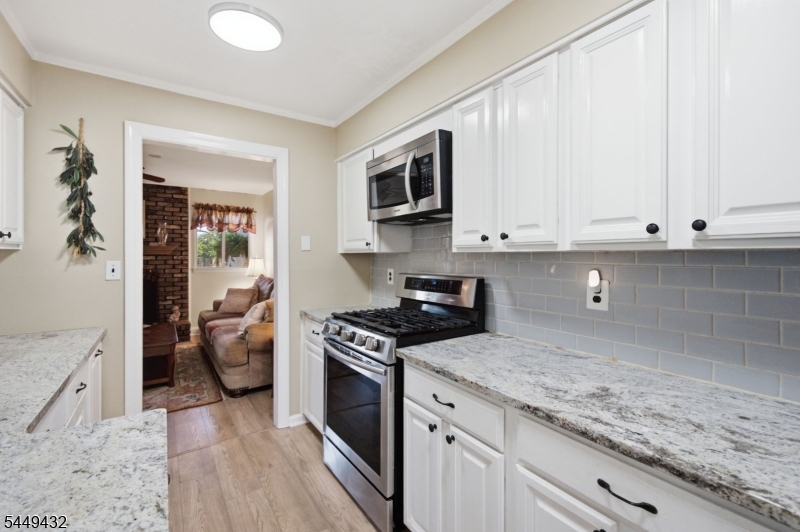 30 Chelsea Way Bridgewater NJ 08807