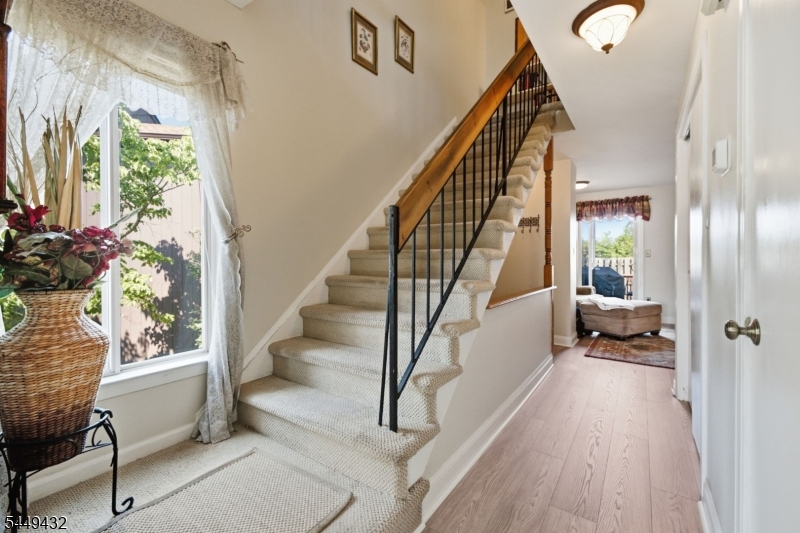 30 Chelsea Way Bridgewater NJ 08807