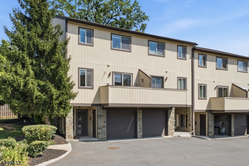30 Chelsea Way Bridgewater NJ 08807