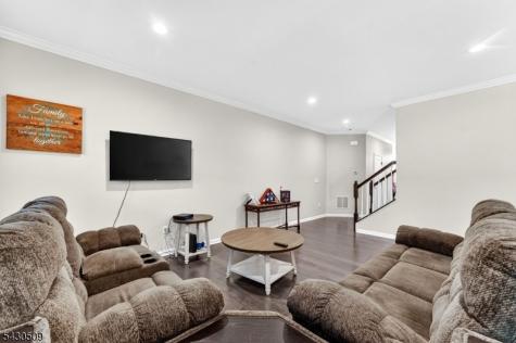 16 Shadetree Lane Mount Arlington NJ 07856