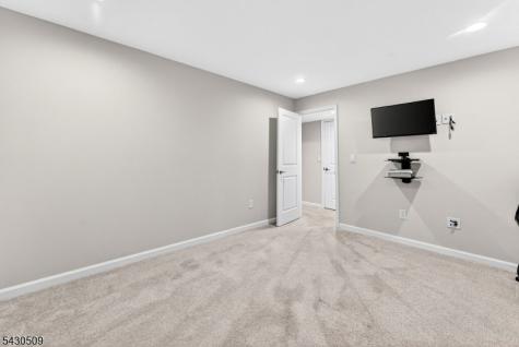 16 Shadetree Lane Mount Arlington NJ 07856