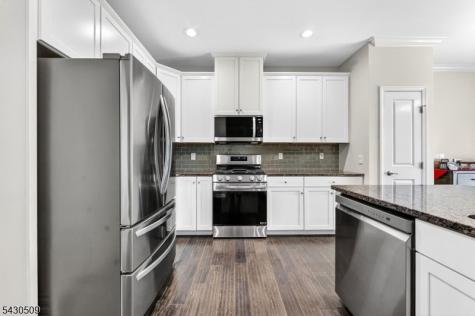 16 Shadetree Lane Mount Arlington NJ 07856