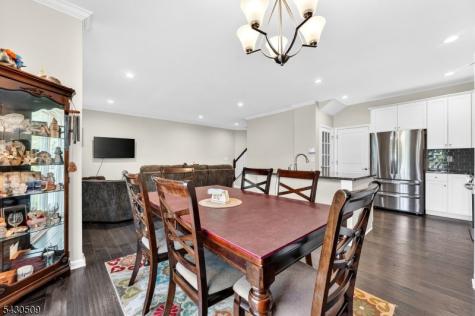 16 Shadetree Lane Mount Arlington NJ 07856