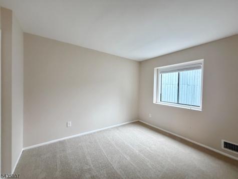 58 Kensington Court Washington NJ 07840