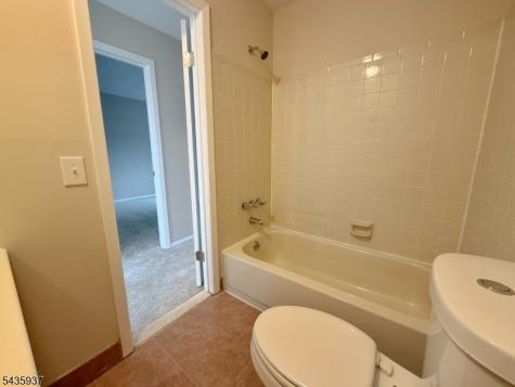 58 Kensington Court Washington NJ 07840