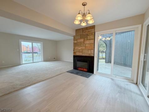 58 Kensington Court Washington NJ 07840