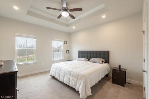 18 Sparrowhawk Street Washington NJ 07882