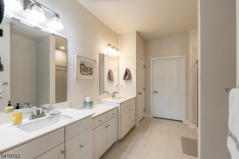 18 Sparrowhawk Street Washington NJ 07882