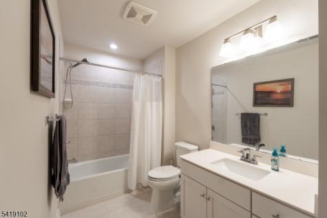 18 Sparrowhawk Street Washington NJ 07882