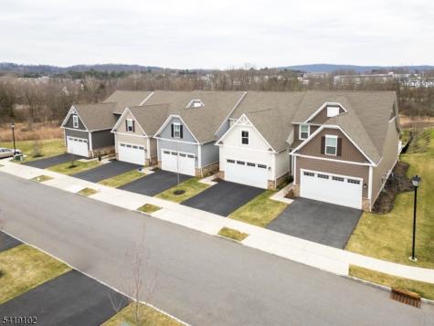 18 Sparrowhawk Street Washington NJ 07882