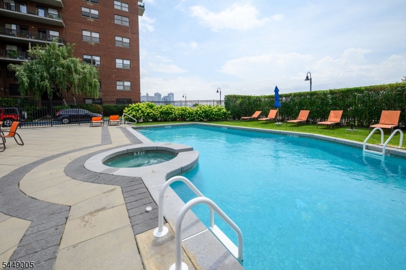 1 Greene Street Jersey City NJ 07302