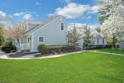 18 Cable Court Montville NJ 07045