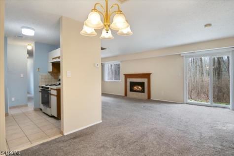 80 Garden Court Roxbury NJ 07876