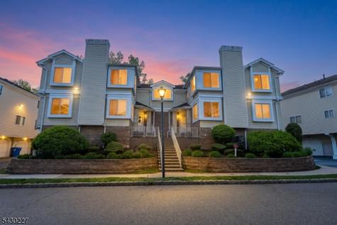 2604 Madaline Drive Woodbridge NJ 07001