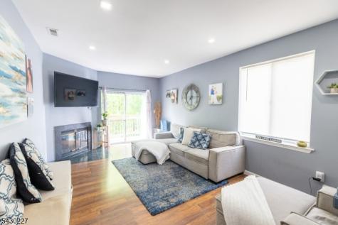 2604 Madaline Drive Woodbridge NJ 07001