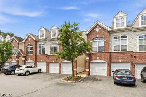 281 Riverwalk Way Clifton NJ 07014