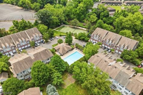 281 Riverwalk Way Clifton NJ 07014