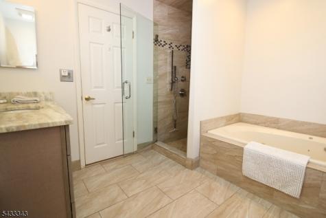 7 Dogwood Court Woodland Park NJ 07424
