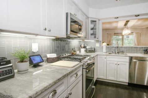 7 Dogwood Court Woodland Park NJ 07424