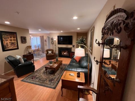 6 Buchanon Court West Orange NJ 07052